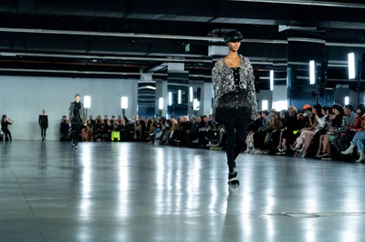 Look 3